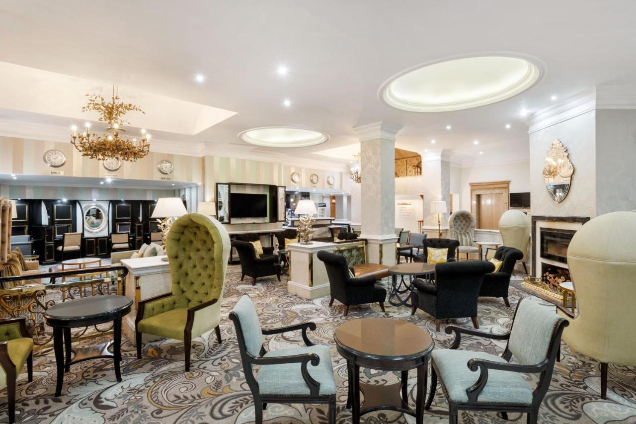 Protea Hotel By Marriott Johannesburg Balalaika Сандтън Екстериор снимка